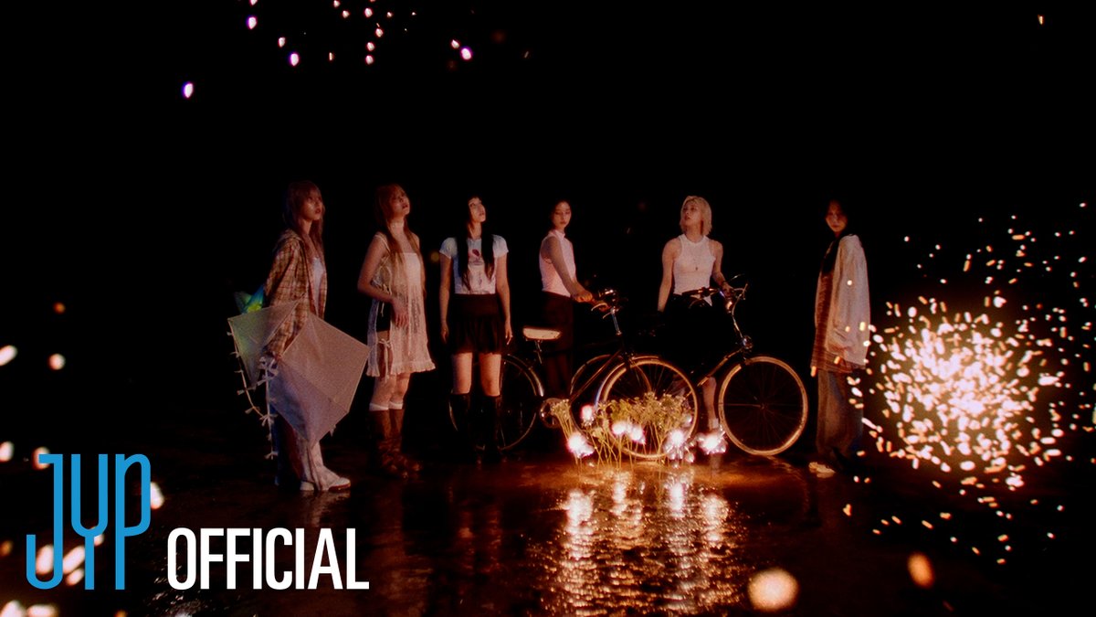 NMIXX(엔믹스) “Love Is Lonely” Special Video #NMIXX #엔믹스 #Fe3O4_STICKOUT #Love_Is_Lonely