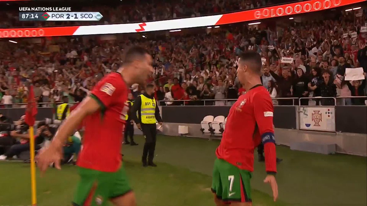 It had to be him. It's always him. Cristiano Ronaldo breaks Scottish hearts late on 💔 #PORSCO