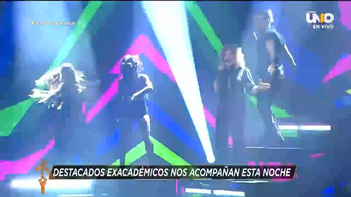 ¡Bienvenidos al octavo concierto de #LaAcademia! 🎤🎶✨Nos llevamos una gran sorpresa al ver en el escenario a ex académicos junto a la nueva generación cantando "𝗩𝗜𝗩𝗘" de #Kabah y "𝗩𝗨𝗘𝗟𝗔 𝗠𝗔́𝗦 𝗔𝗟𝗧𝗢" de #OV7. 🤩👏🏼 #TeCambiaLaVida