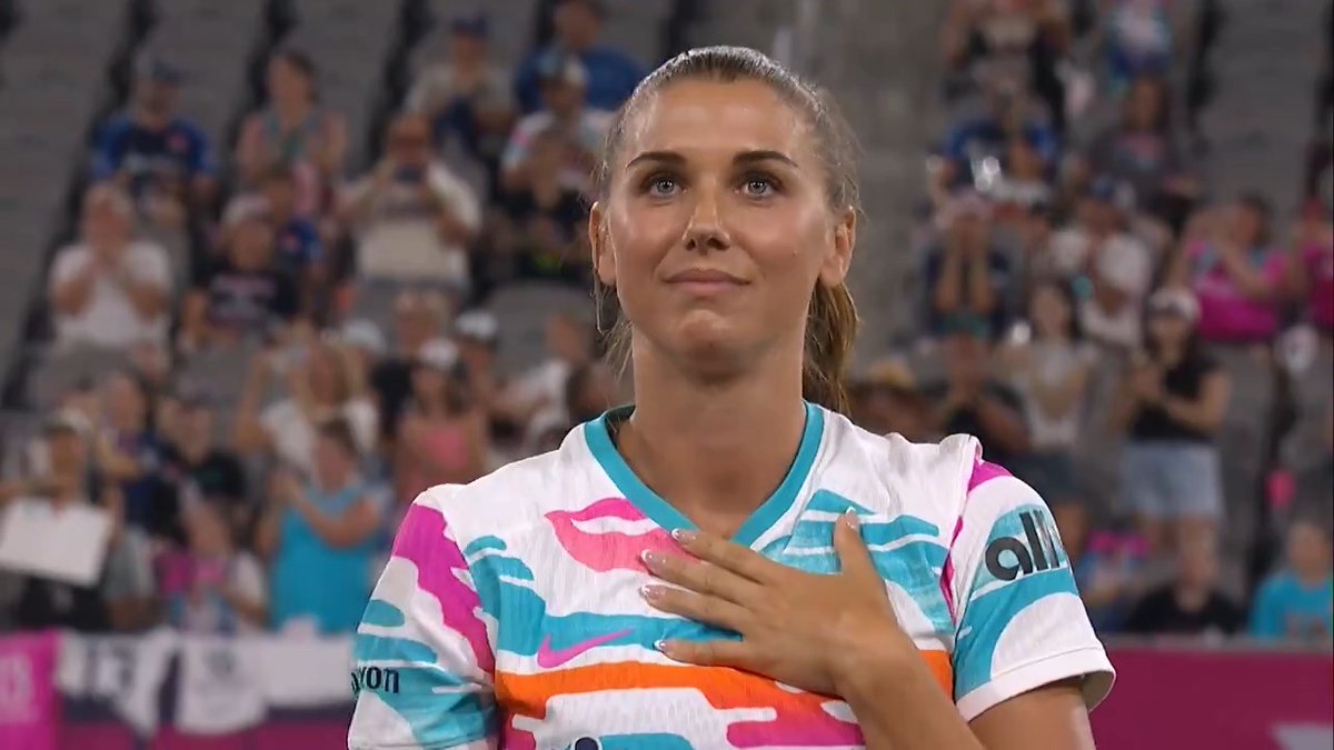 .Alex Morgan's powerful farewell speech 🗣