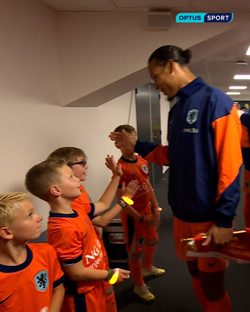 Van Dijk does not want to know Zirkzee