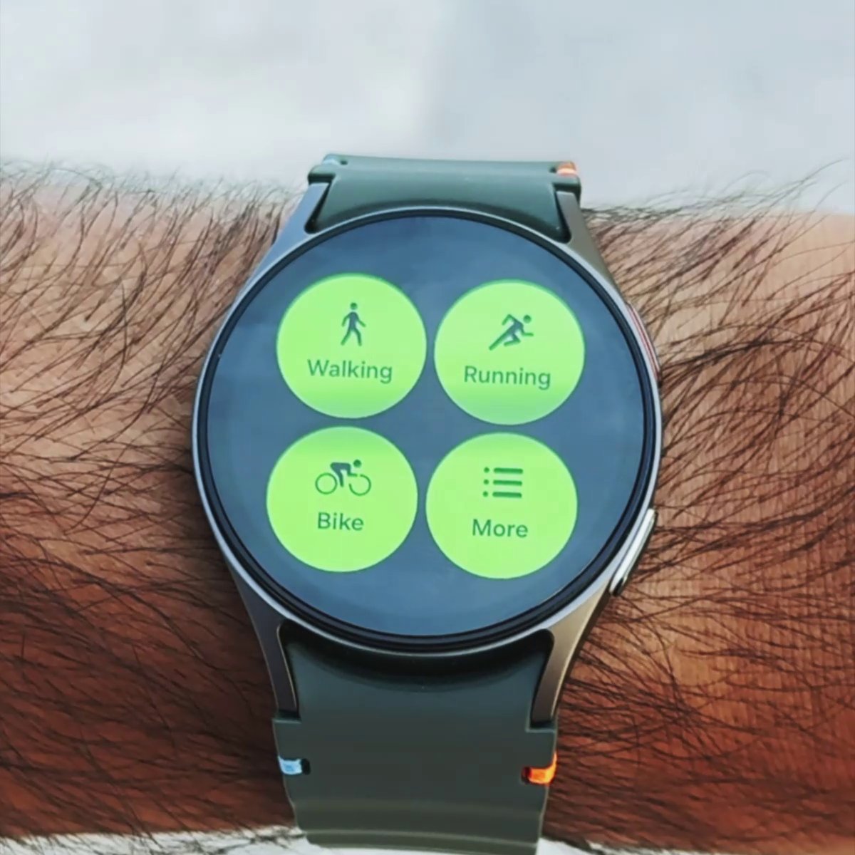 Wrist up, notification on! Your next reminder is literally at your fingertips with the Galaxy Watch7. Comment with #GalaxyWatch7 below if you're excited to get your own. Buy now: #Samsung