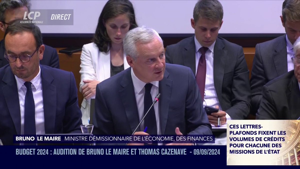 "Moi, ça me réjouit de voir que la richesse augmente en France", répond Bruno Le Maire à Eric Coquerel. "Je considère qu'il faut d'abord produire la richesse avant de la redistribuer", ajoute-t-il. #Budget #DirectAN