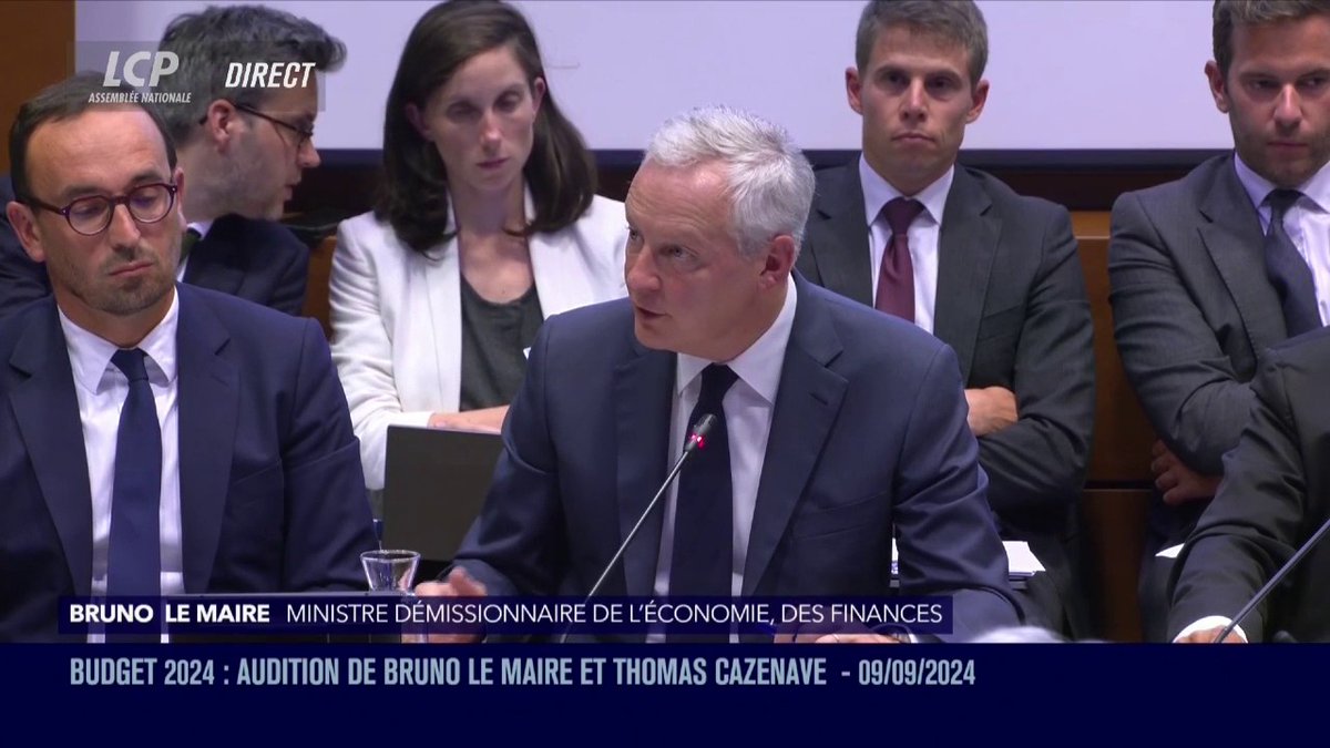 Baisse des recettes : Bruno Le Maire invoque "une structure de l'économie et de la croissance qui a changé au cours des dernières années (...) Quand on bascule d'une nation de consommateurs à une nation de producteurs, on a en effet moins de recettes de TVA". #Budget #DirectAN