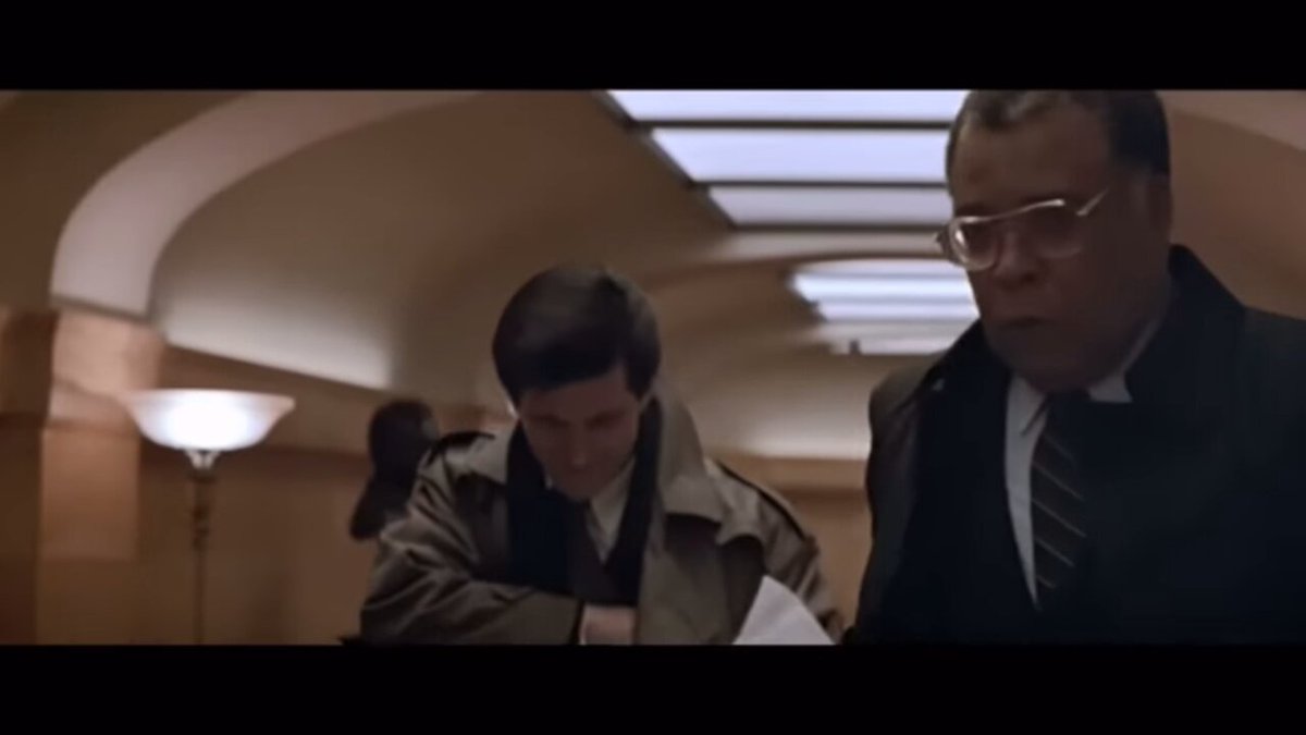 Hard to pick a favorite James Earl Jones performance, but his role as chief of the CIA in THE HUNT FOR RED OCTOBER + sequels remains delightful. I still think about this scene where he surprises Jack Ryan (Alec Baldwin) with news about who’s giving a White House briefing …