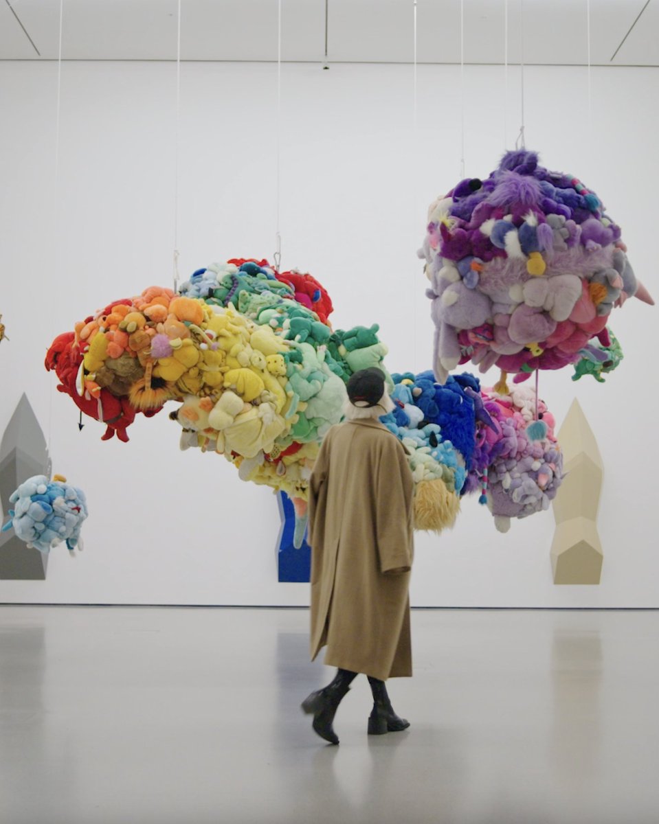 How can smell play a role in how we experience art? Go behind the scenes to find out how a scent was made for Mike Kelley’s installation on view now at MoMA →