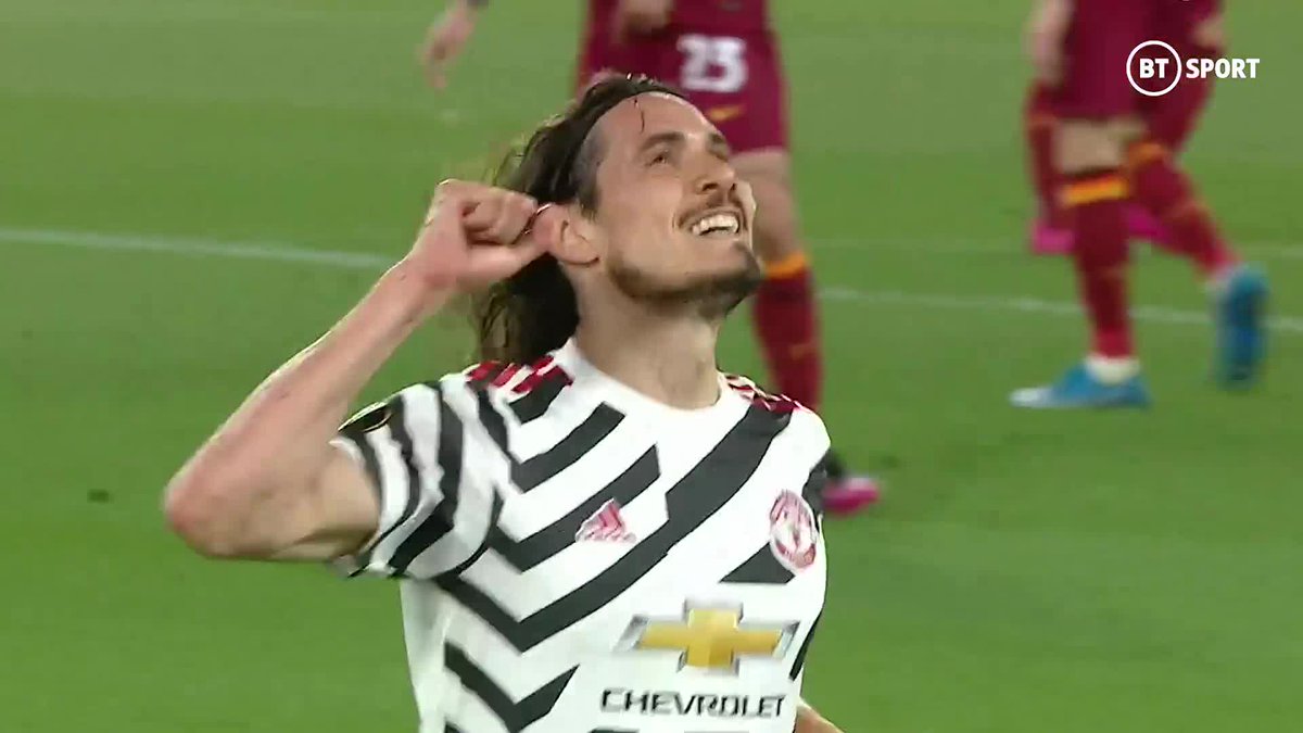 Throwback to when Edinson Cavani put on a show in #mufcโs Europa League semi-final tie vs Roma, scoring or assisting in SIX of Unitedโs eight goals across the two legs! ๐ฎโ๐จ๐ฅ
