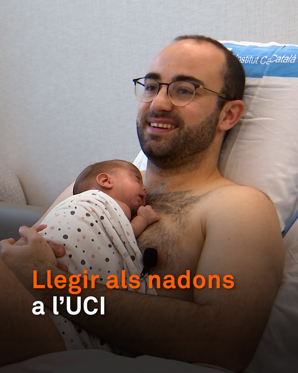 “Des que va néixer, li llegim”, explica el pare de la Cloe. Va estar nou setmanes a l’UCI de Vall d'Hebron perquè era prematura. L’hospital ha creat una biblioteca a la unitat de nounats i recomana a les famílies que els llegeixin per estimular-los