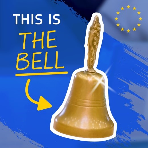 Today, we will mark the 2⃣5⃣0⃣0⃣th College meeting of our Commissioners. For over 60 years, a discreet little bell has marked the start of every weekly meeting – witnessing key moments in EU history. From the creation of Erasmus to the launch of the euro or the Galileo satellite system. Uncover its story ↓