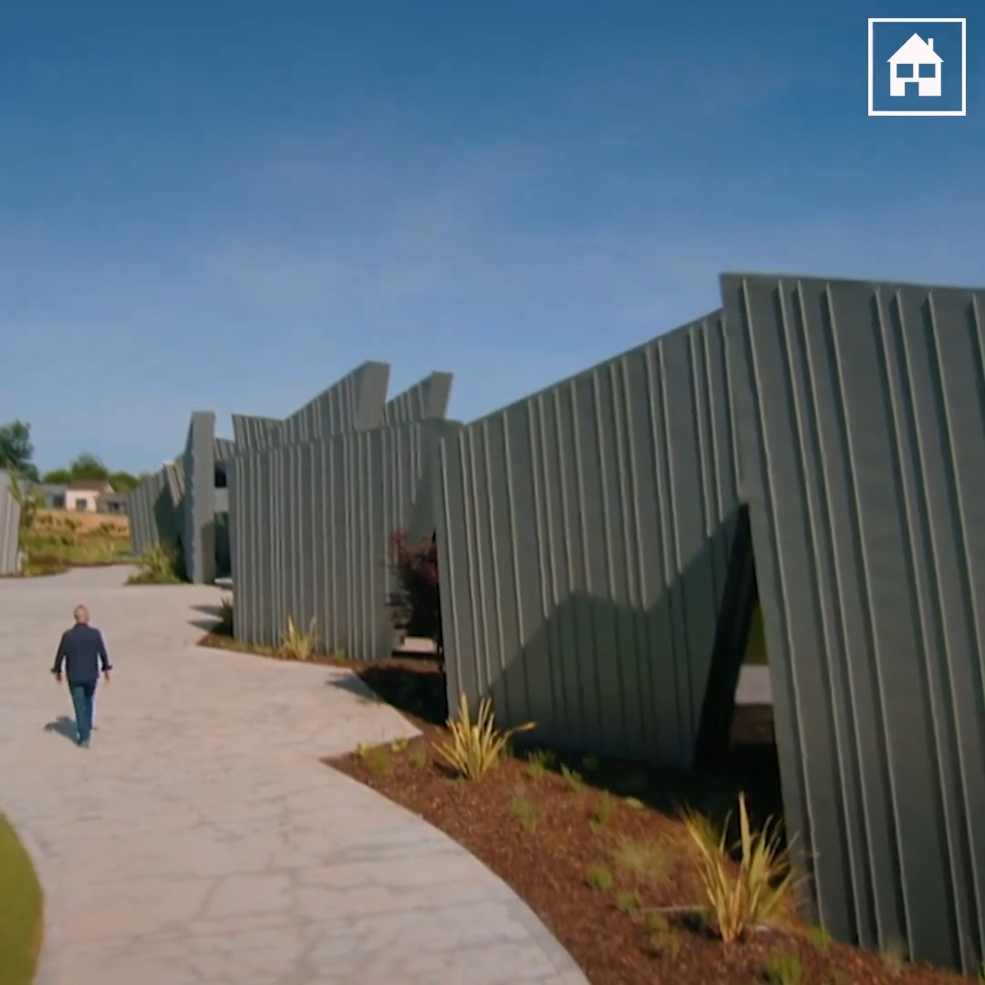 Here's to the next 25 years of Grand Designs. Thank you so much for watching ❤️ #GrandDesigns | Kevin McCloud