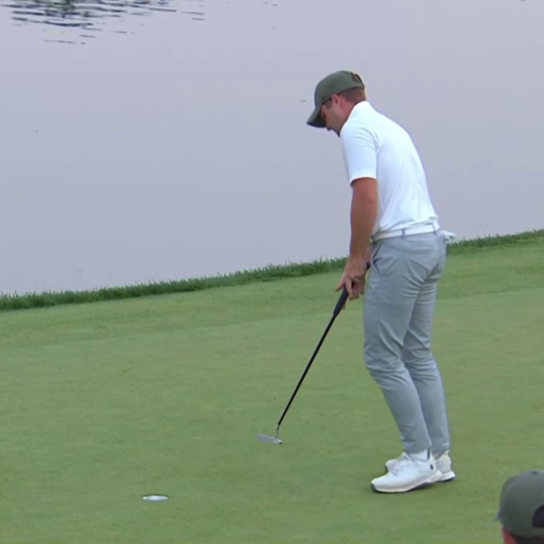 ROLL TIDE. 😤🐘 Alabama Men's Golf Dominic Clemons wins the Folds of Honor men's individual, as Alabama takes the team competition. 📺 Golf Channel | @FOHCollegiate