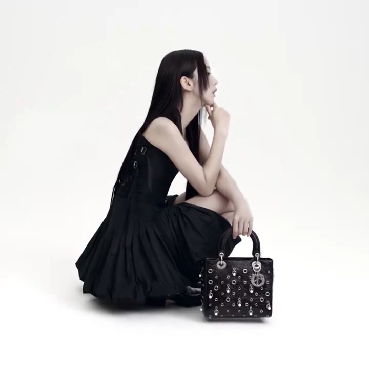 A rebellious pairing. Unveil a bold era of #LadyDior with Dior Global Ambassador JISOO, the campaign's electrifying new muse, as she infuses punk spirit into Maria Grazia Chiuri's iconic designs, exuding vibrant expressions against a monochrome backdrop. © Bibi Cornejo Borthwick