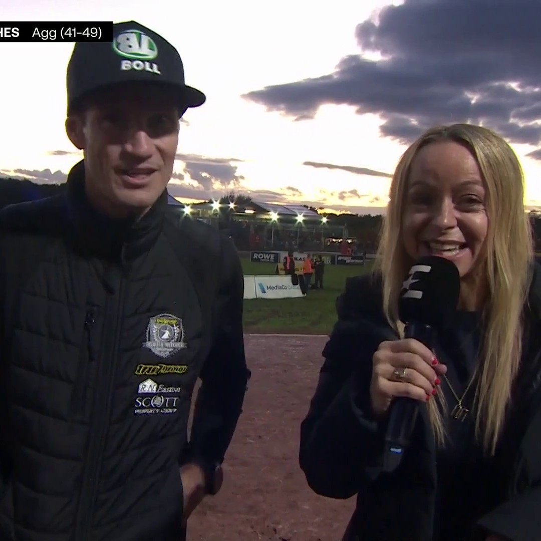 Jason Doyle is in the house as the Ipswich Witches seeks to defend their eight-point lead against the Leicester Lions in the Premiership Play-Offs! 🧙♀️🦁 Official British Speedway | Abi Stephens