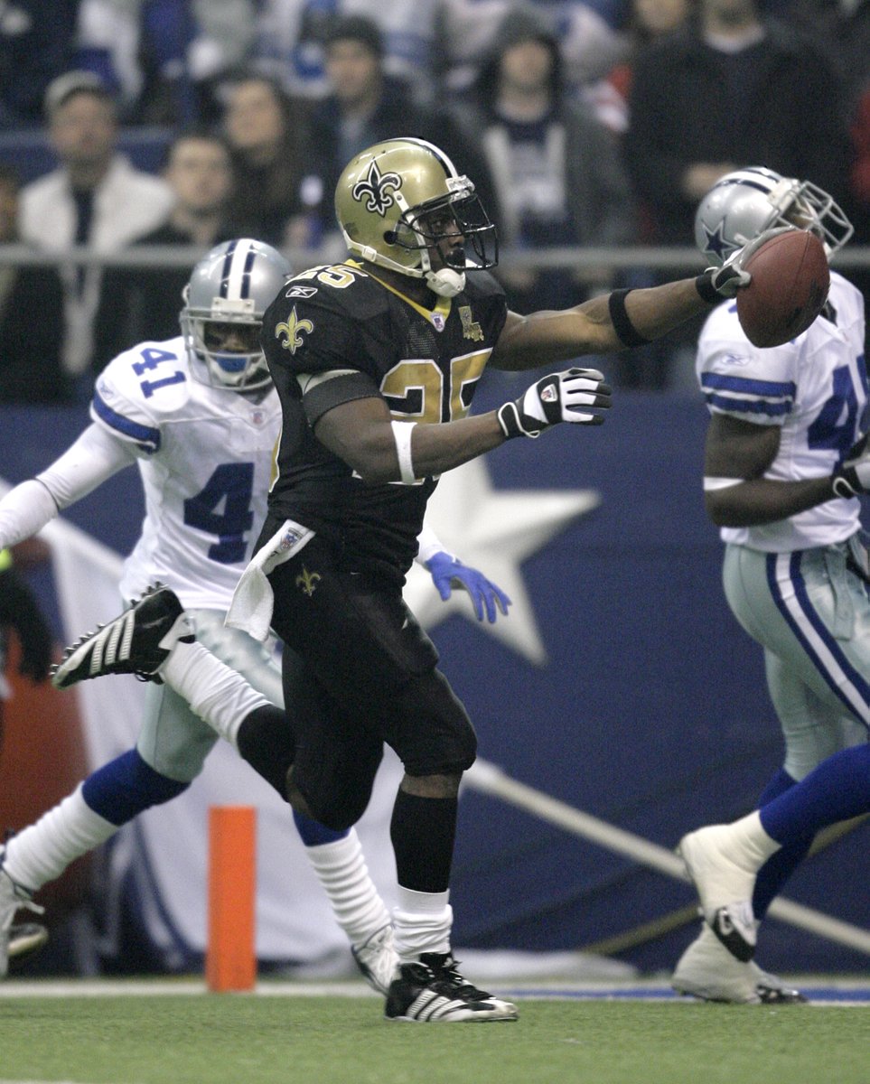 Saints-Cowboys week throwback: Reggie Bush takes it to the house 🔥 📺: #NOvsDAL on Sunday (Noon CT on FOX)