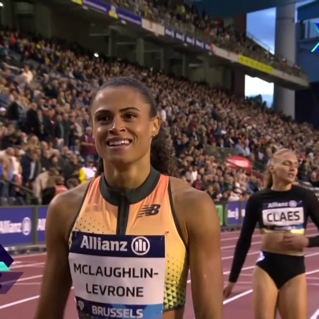 🇺🇸Sydney McLaughlin-Levrone dominates her 400m race making 49.11 look easy 👀 #BrusselsDL