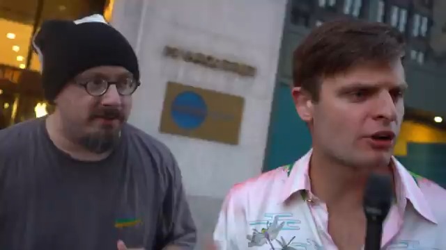 .Sam Hyde 🇺🇸 drops in on New York Fashion Week.