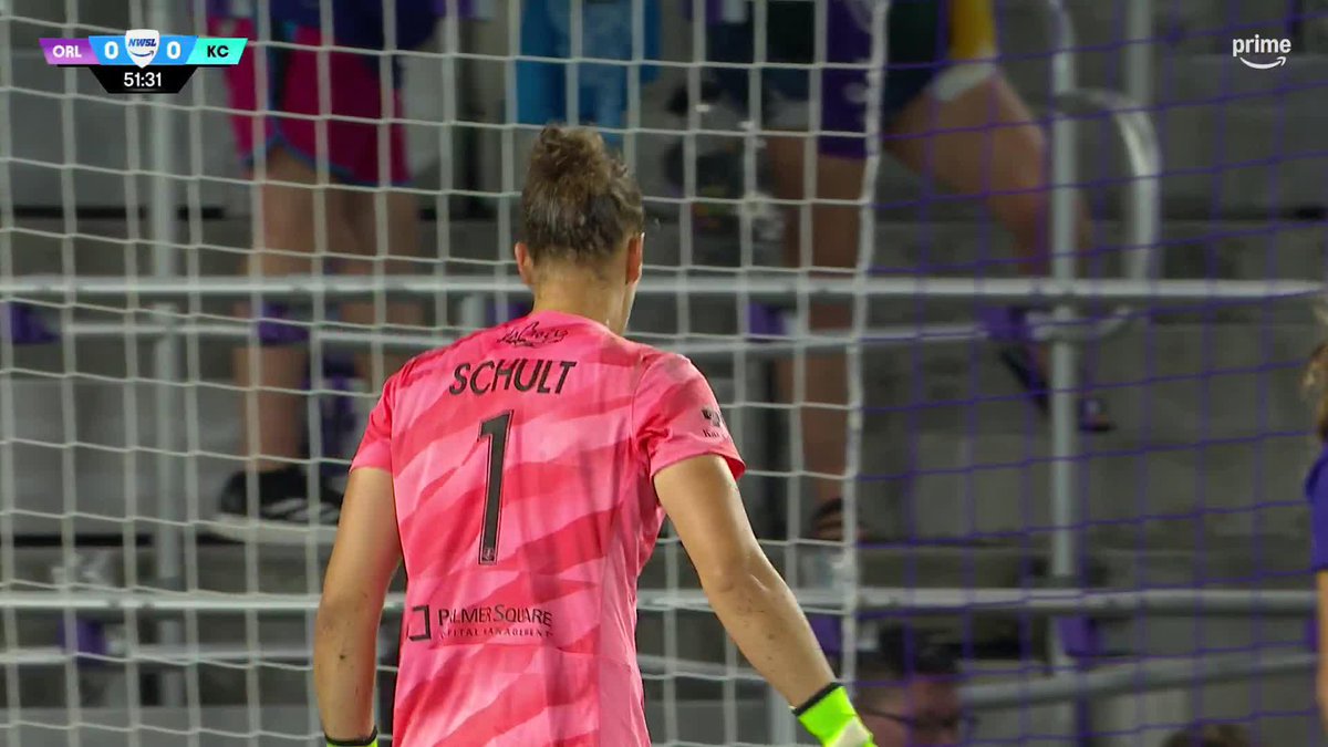 Barbra Banda's impressive effort is juuuuust saved by Almuth Schult 😳