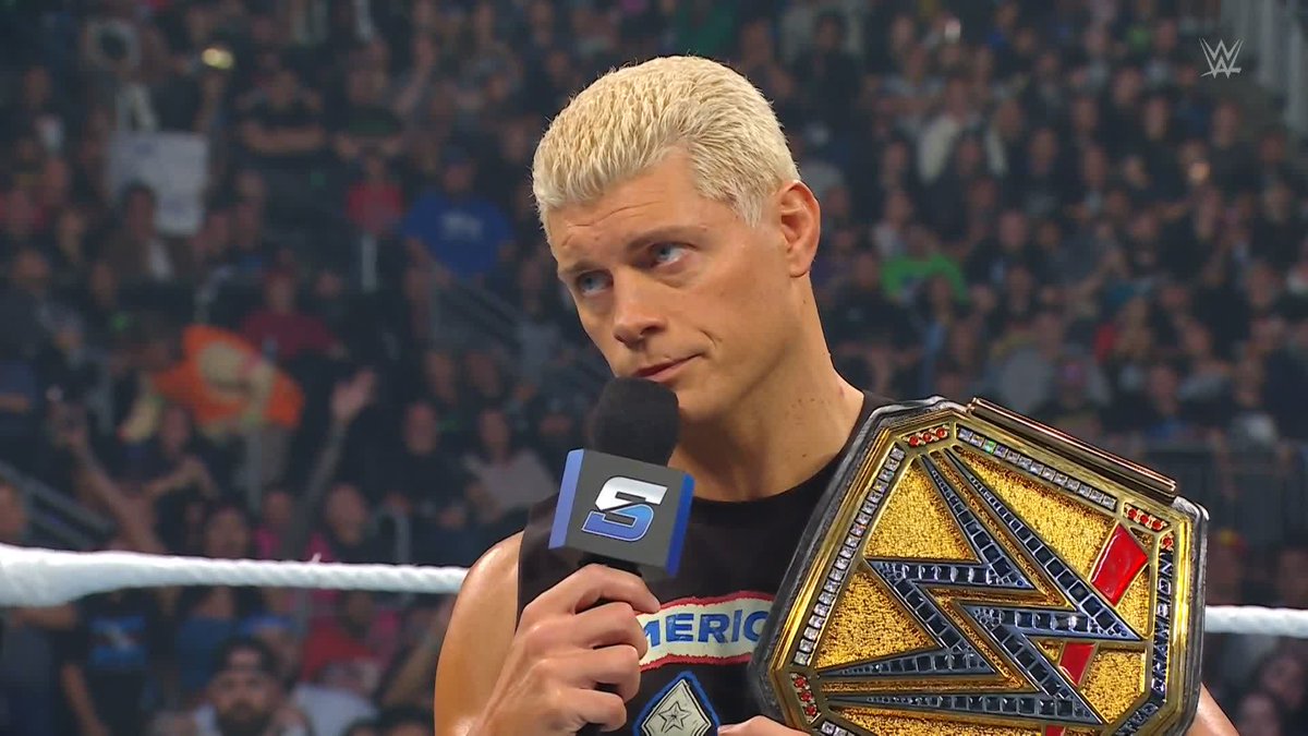 .Cody Rhodes had some choice words for Roman Reigns 😳 #SmackDown