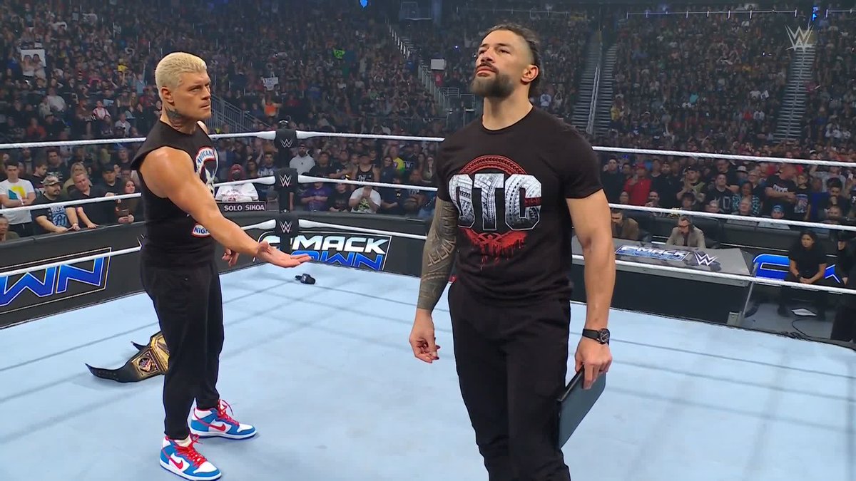 CONTRACT SIGNED! LET'S GO!! 🔥✍️ Roman Reigns and Cody Rhodes will take on Solo Sikoa and Jacob Fatu at #WWEBadBlood! #SmackDown