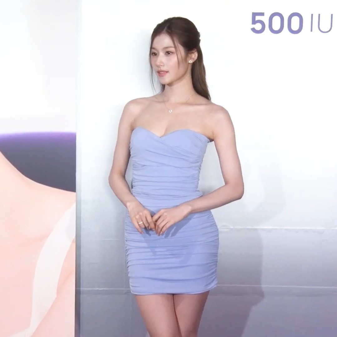 SANA IS ABSOLUTELY STUNNING AT THE MISSHA EVENT