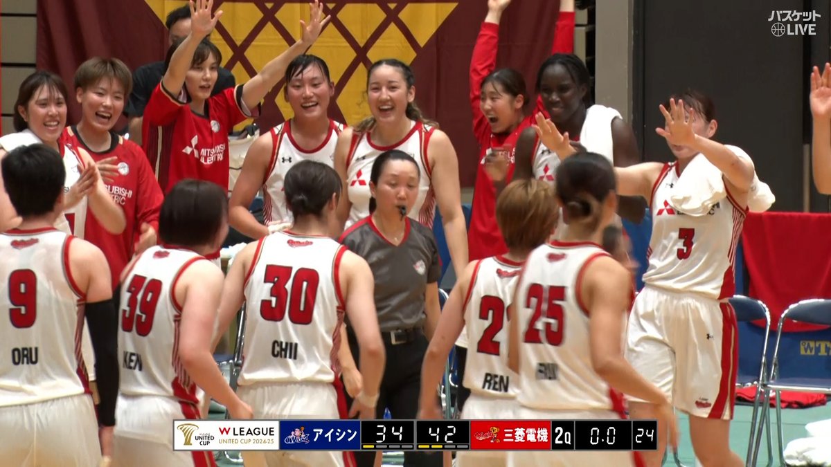 ◥◣#Wリーグ ユナイテッドカップ2024-25 ◢◤ 🏆新たなカップ戦 本日開幕🎉 #アイシン 🆚 #三菱電機 2Q残り7秒三菱電機が鮮やかな連携✨最後は #水野妃奈乃 がブザービｰター👏 視聴はコチラ▼ #Wリーグユナイテッドカップ #みようよWリーグ W LEAGUE（Wリーグ） 三菱電機コアラーズ