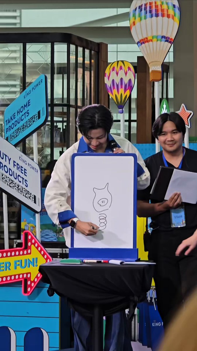 มิติใหม่ของหมูเด้ง 🤣 KingPower x Singto #WeekendPossibilitiesxSingto #ฟินแอนด์ฟันมันส์ทุกโมเมนต์ #KingPower #SingtoPrachaya