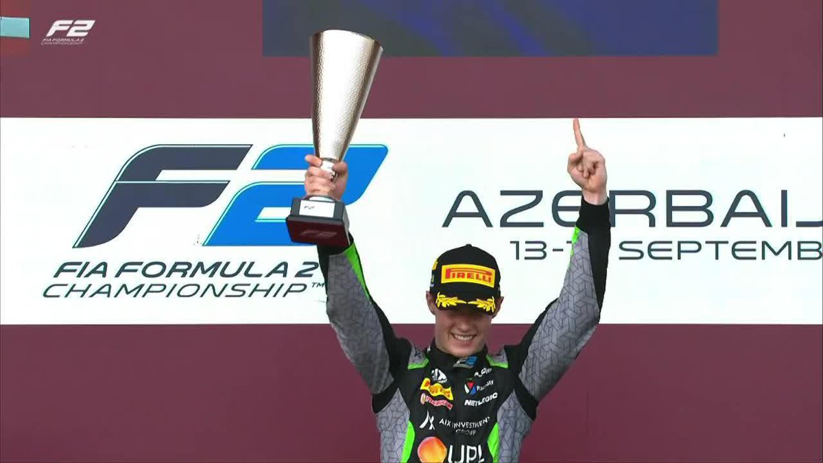 El himno más lindo del mundo sonó fuerte en Bakú, enorme Joshua Dürksen 🇵🇾!!! 🇵🇾🥇🏁🏎️