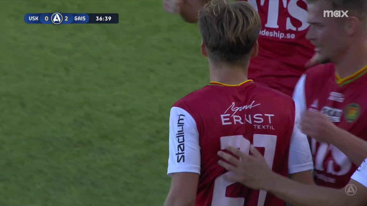 Axel Henriksson nickar in 2-0 för GAIS mot VSK! 🟢⚫️ 📲 Se matchen på Max