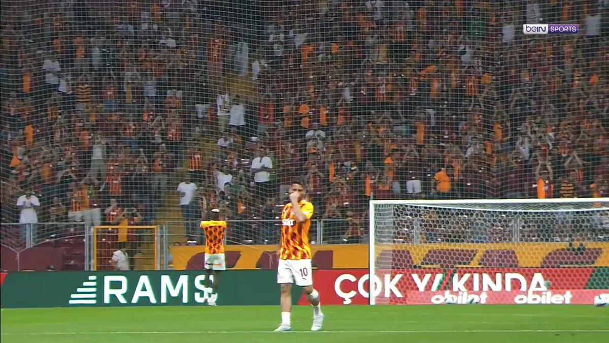 🦁 İlk maç, ilk üçlü: Victor Osimhen. | #GSvÇRS