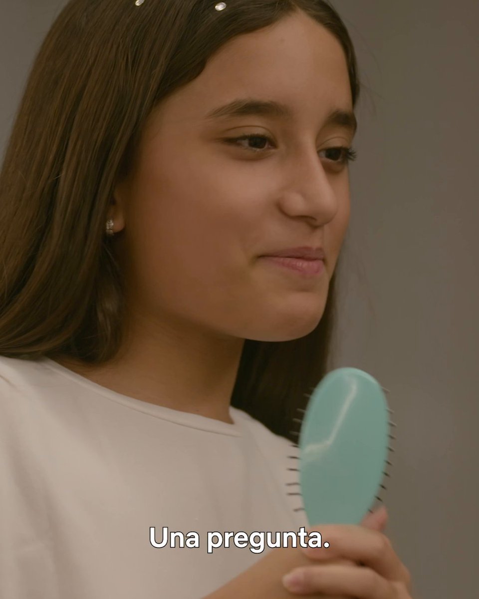 Mía Di María, poeta contemporánea.