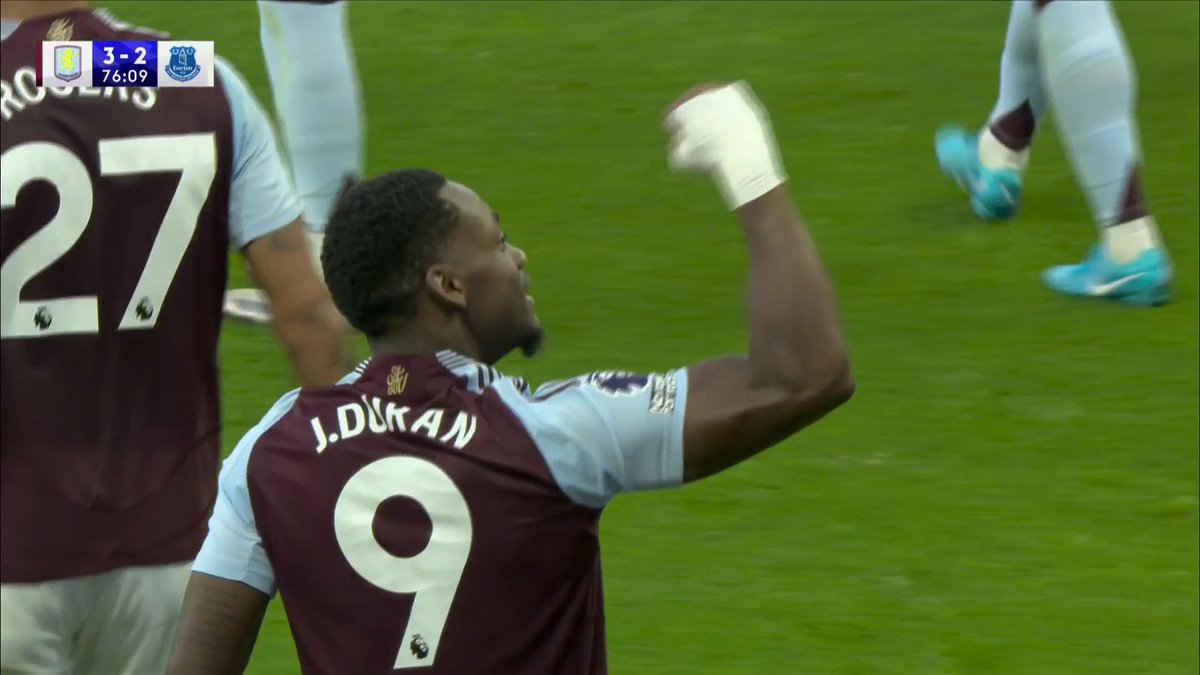 I said don’t shoot from there as he was hitting it. Duran shut me right up! #AVFC