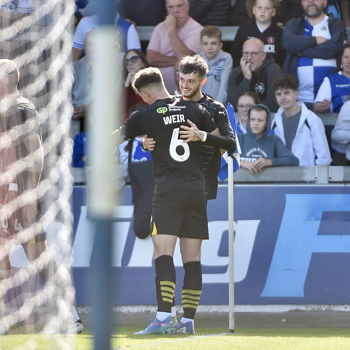 JH9⃣ ✌️ Joe Hugill up and running in Sky Bet League One. #wafc ⚫️🟡