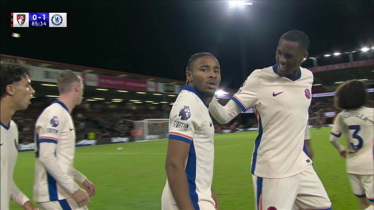 🎙️ "When you can bring on class, that's what can happen." Brilliant from Christopher Nkunku 👏🔵