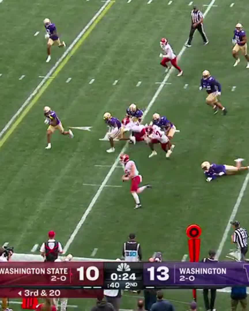 ON 3RD &amp; 20!!! John Mateer cannot be stopped. 📺 Peacock #GoCougs x Washington State Football