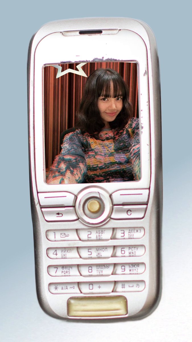 ring ring ☎️ #LISA has a message for her Thai fans 🇹🇭 #LISAxNewWoman
