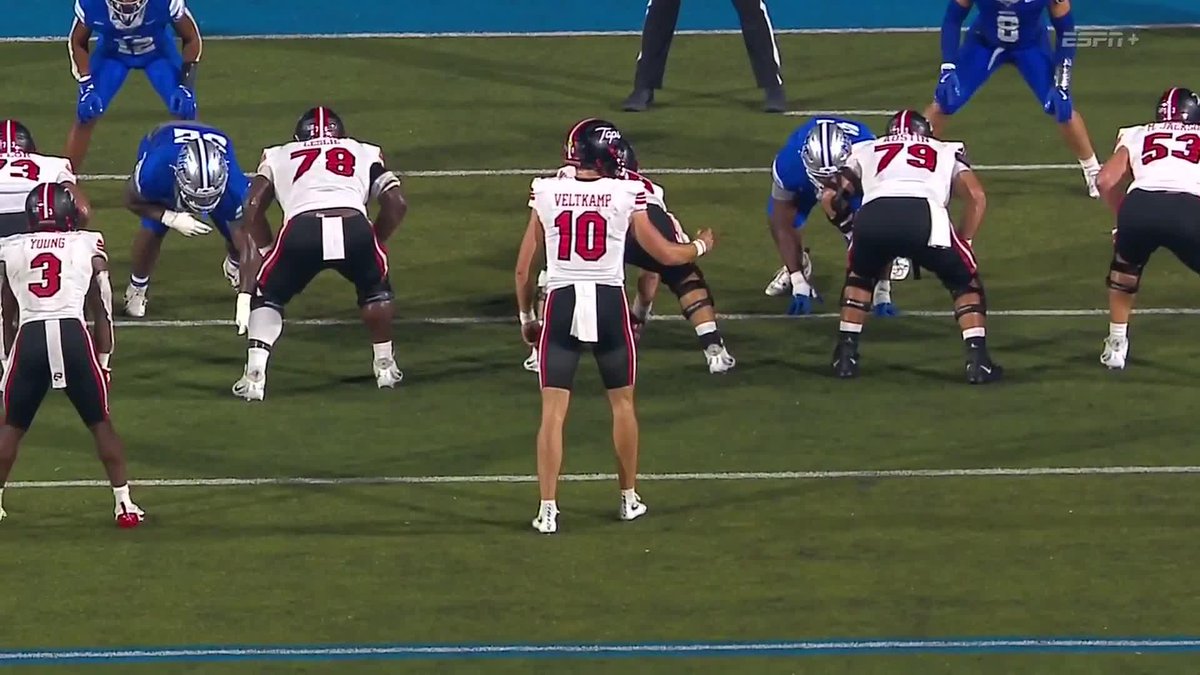 Easton Messer shakes the defender and dives in for 6⃣ 🖥️- ESPN+ #NoLimitsOnUs | WKU Football