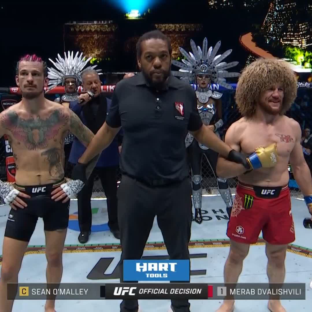 オマリー×メラブ判定の瞬間！ #NocheUFC