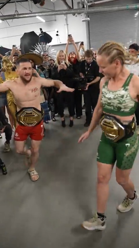 L’heure des célébrations pour Merab Dvalishvili et Valentina Shevchenko ! 🕺🏆 #ANDNEW #UFC306 | #NocheUFC