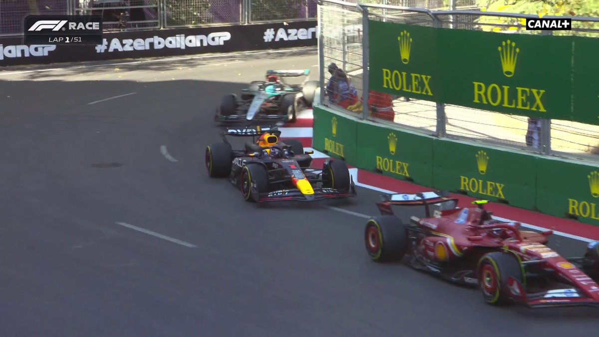 C'est parti pour l'#AzerbaijanGP 🇦🇿 Charles Leclerc garde la tête ! #F1