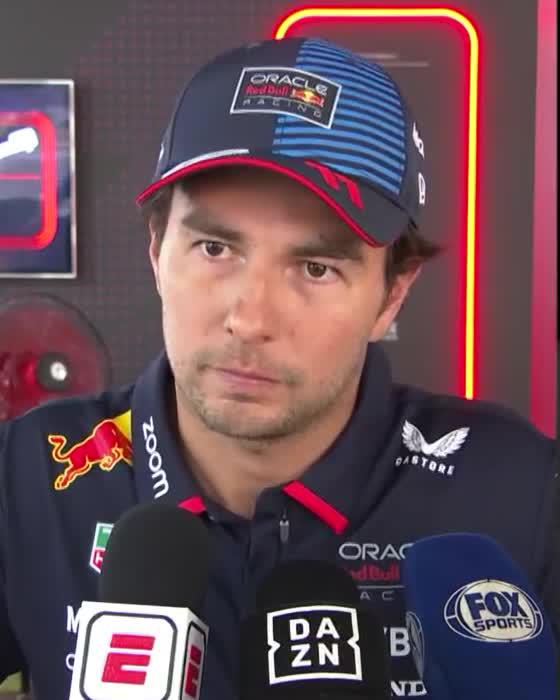 🗣️ Checo opina sobre su accidente con Sainz "Creo que es una cuestión de timing. Con la última persona que quería tener ese contacto es con Carlos" #AzerbaiyanDAZNF1 🇦🇿