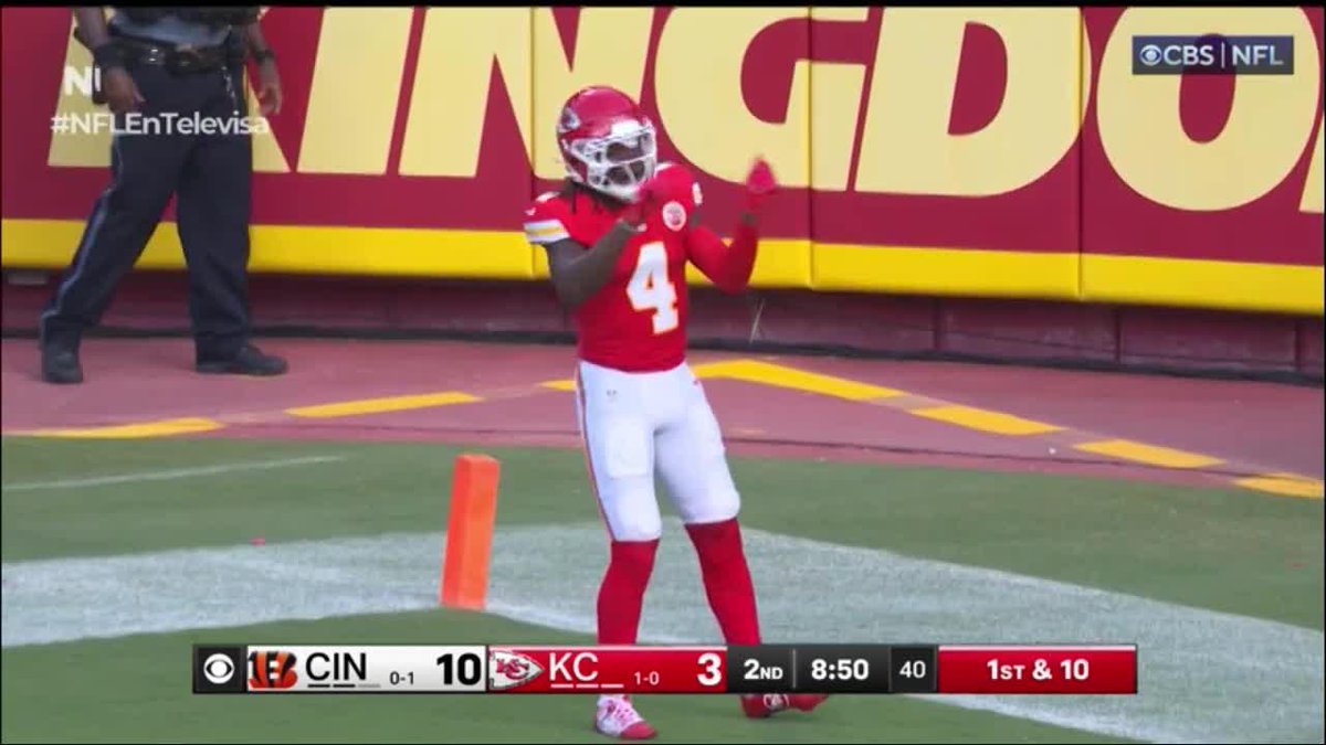 ¡RESPONDEN LOS CHIEFS! 🚨👀 Mahomes conectó con Rice para empatar las cosas en Kansas City 🏈😎🔥 📺: TUDN MEX por El Nueve #NFLMX | #ChiefsKingdom