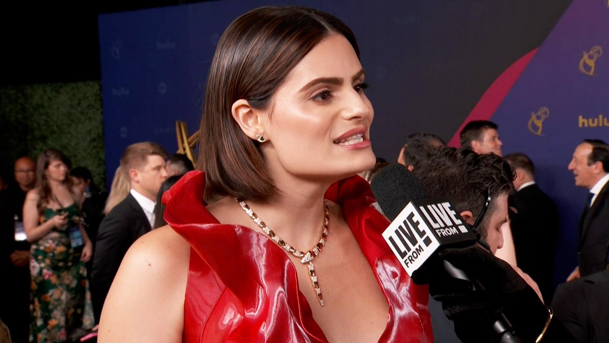Baby Reindeer's Nava Mau shares a powerful message for transgender representation at the #Emmys. 💖