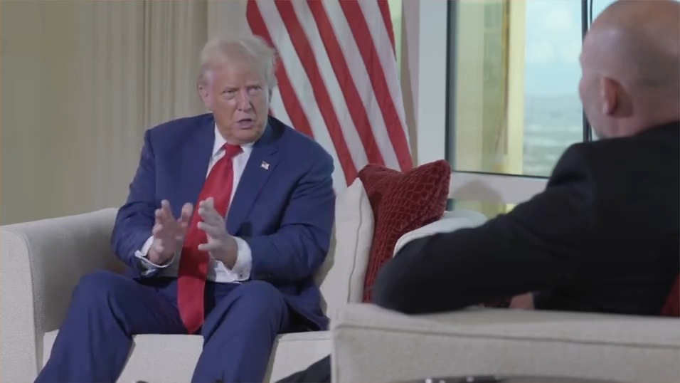 BREAKING: In a stunning announcement, Donald Trump admits he’ll implement Project 2025’s plan to gut the civil service and create a more politically driven government. It’s one of the ways Trump plans to abuse his power. Retweet so all Americans see this.
