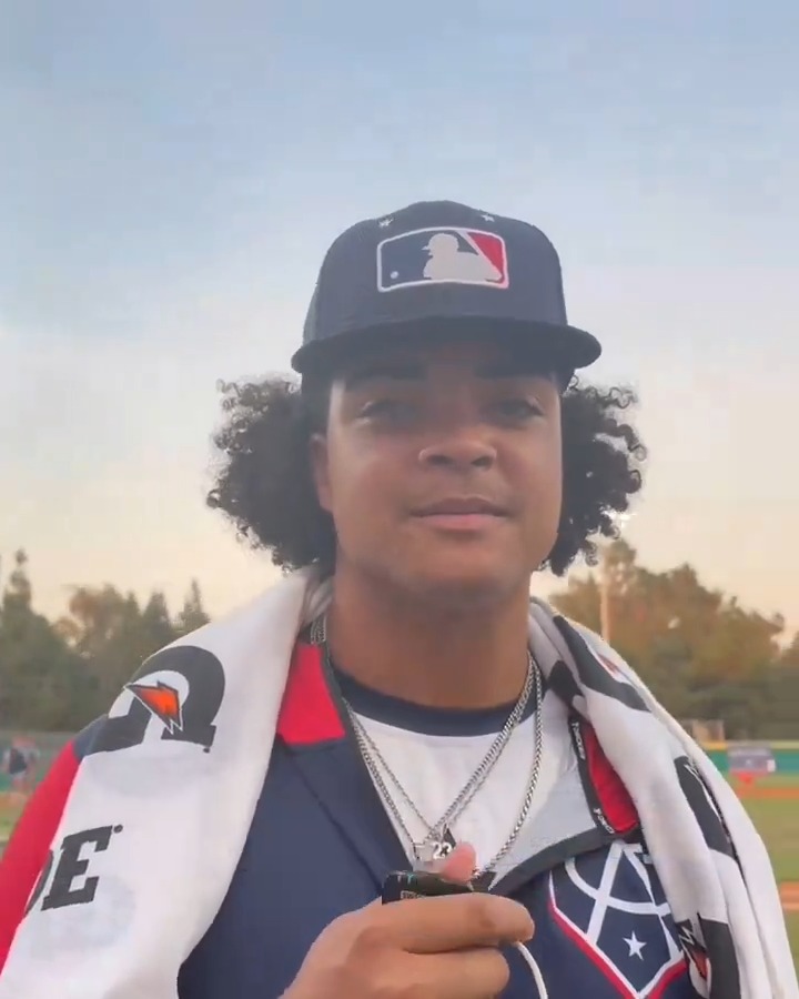 Go BTS with Dean Hannah (Class of ‘25) at the 2024 Area Code Home Run Derby ⚾ 😎 #BreakthroughBoyz 🚀