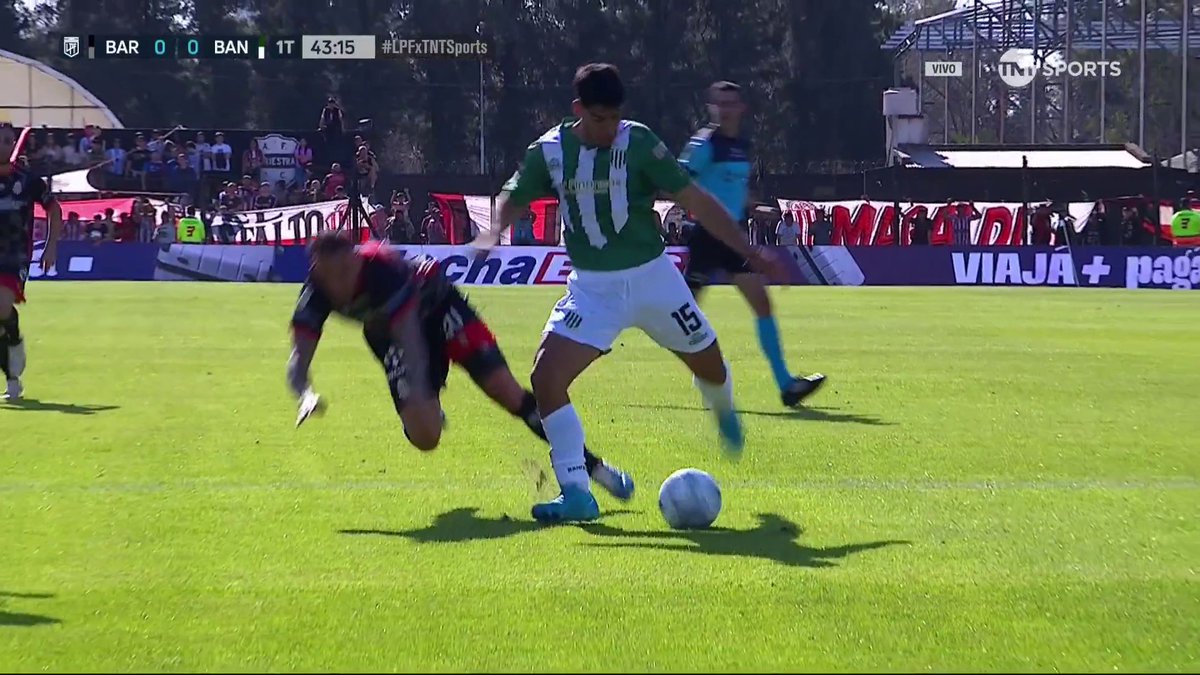⚠️🇦🇷 El penal que NO le cobraron a Banfield contra Barracas Central.