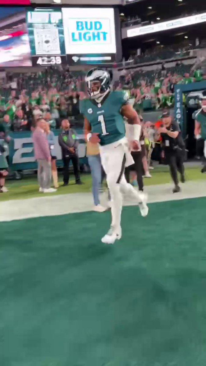 The Eagles are ready for Monday Night Football 🦅 📺 8 PM ET on ESPN