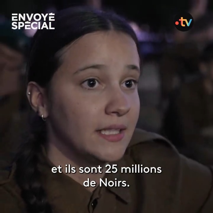 🔴 Des camps de «vacances» où l’on enseigne la haine raciale à des enfants. En Afrique du Sud, des jeunes sont formés par des vétérans de l’apartheid à craindre et détester les Noirs. 📺”Les nostalgiques de l’apartheid”⏯jeudi dans #EnvoyéSpécial, juste après le JT de France 2