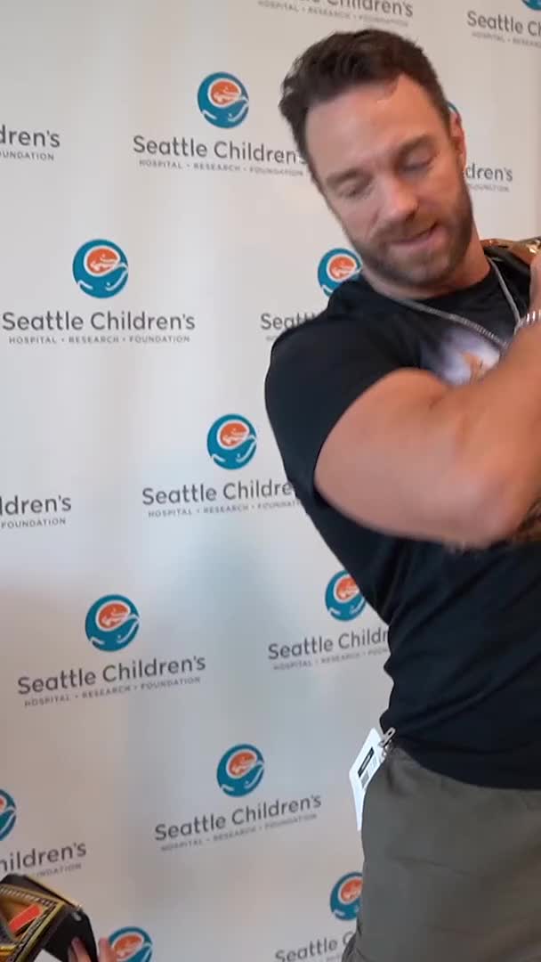 YEAH! LA Knight was making memories and bringing smiles to faces at Seattle Children's last week.