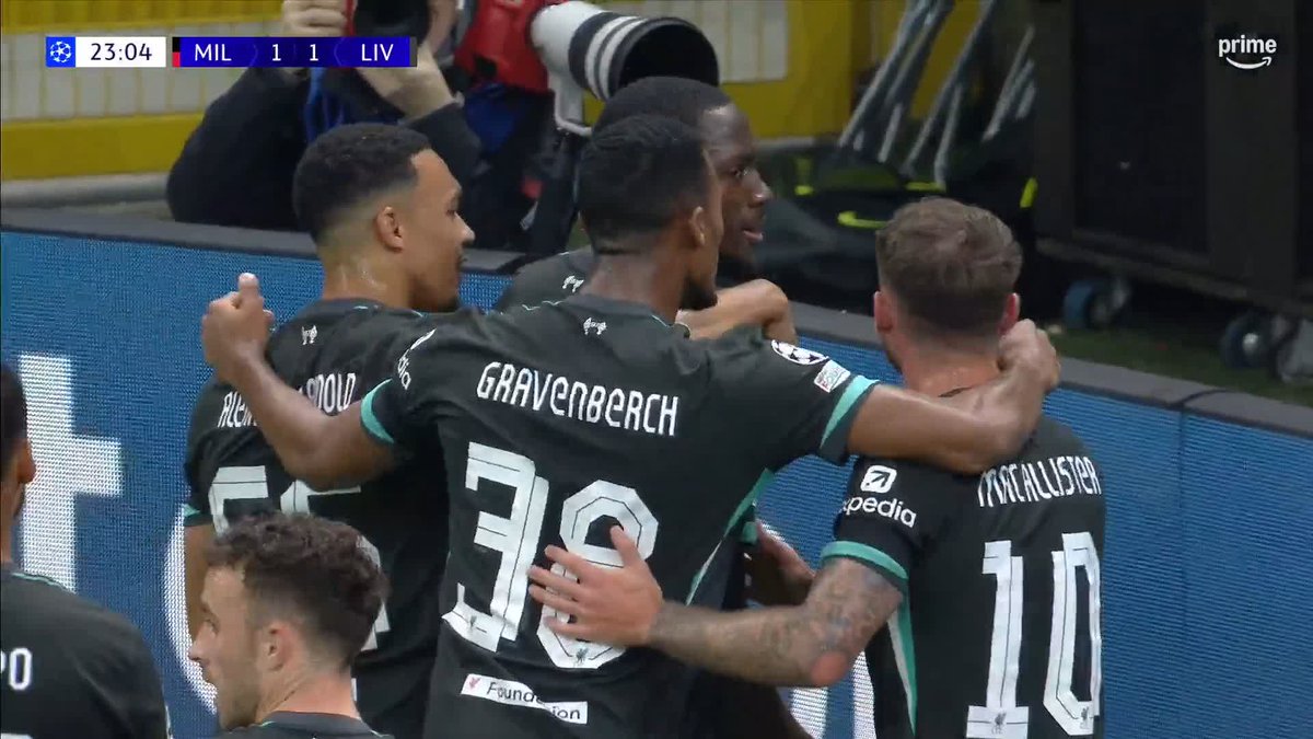 Liverpool are level 🤝 Trent Alexander-Arnold’s free kick is headed home by Ibrahima Konate 💥 #UCLonPrime