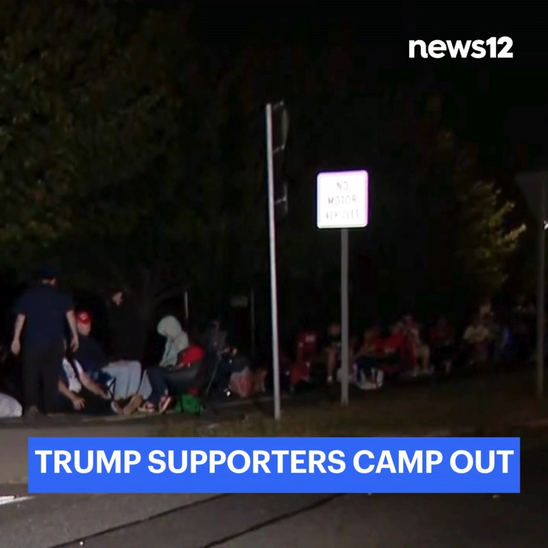 TRUMP RALLY: Many Long Islanders are getting ready to head to the #NassauColiseum today for former President #DonaldTrump’s rally. Some rallygoers have been lined up there since Tuesday morning. - More: #longisland #trumprally